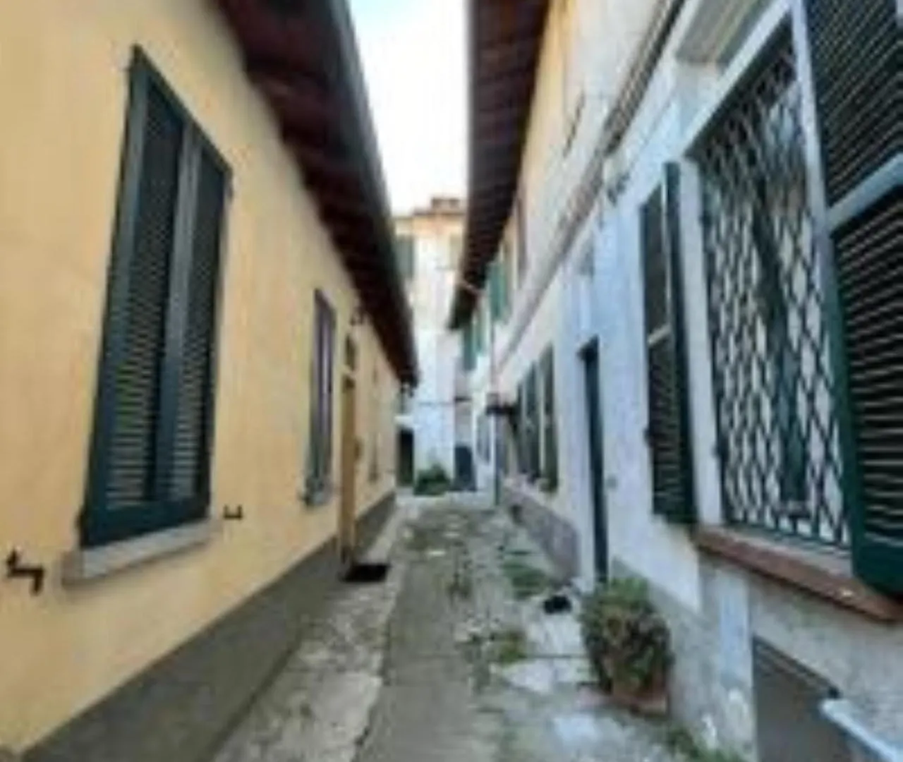 Como Lake Apartment