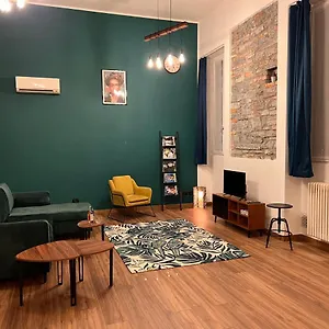  Appartement Openspacemonti82 A Pochi Passi Dal Duomo Di