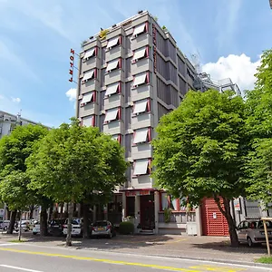 3* מלון Park Meuble