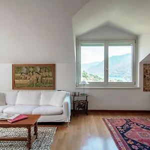  Appartamento I D'a Charming Penthouse - View- Como- House-130 Mt-2 Double Bedrooms And 2 Double Bathrooms A Spacious Living Room-full Equipped Kitchen-private Garden And Terrace-private Covered Parking