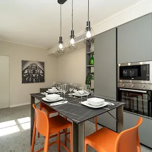  Appartement 2 Min From The Cathedral With Private Parking