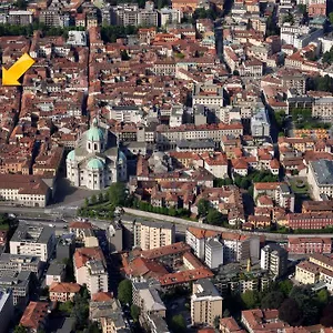  Apartamento Ancient Courtyard Bonanomi 1p Historic Centre By Logicasa